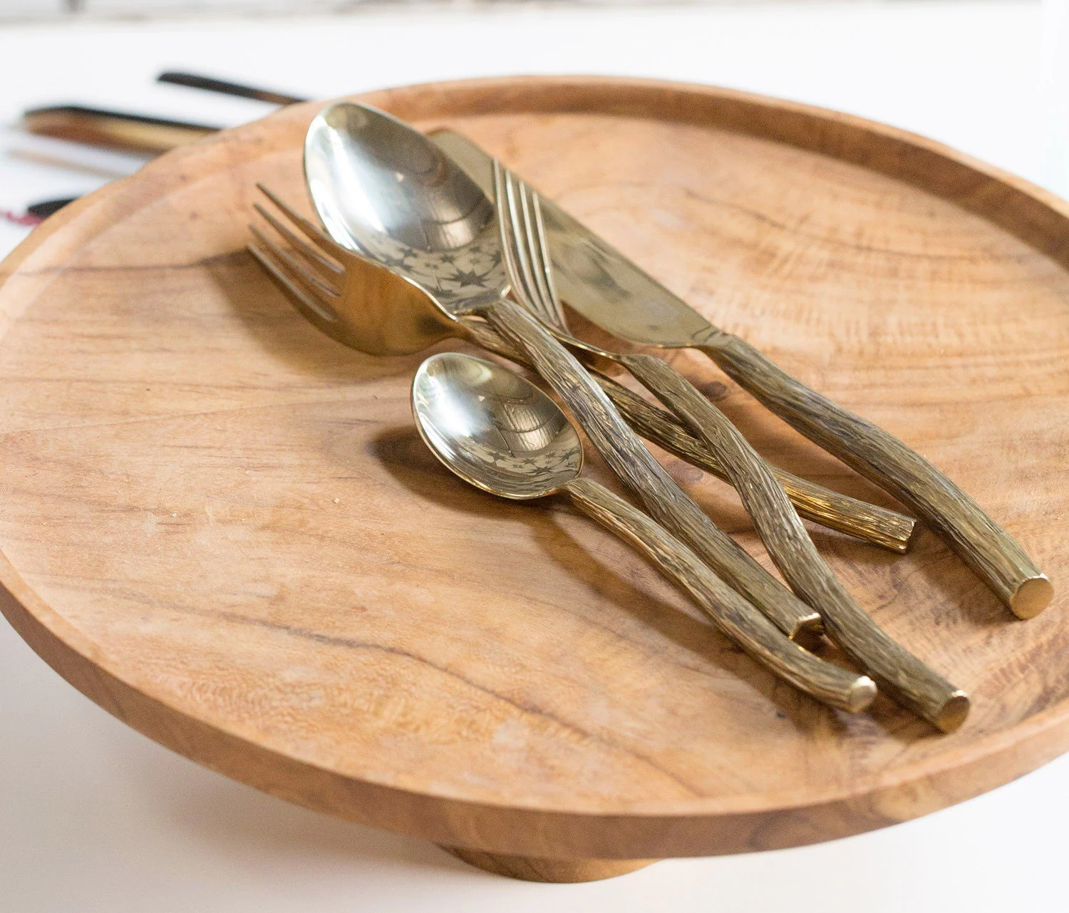 Blue Pheasant Danele Polished Gold Flatware Set - Image 3